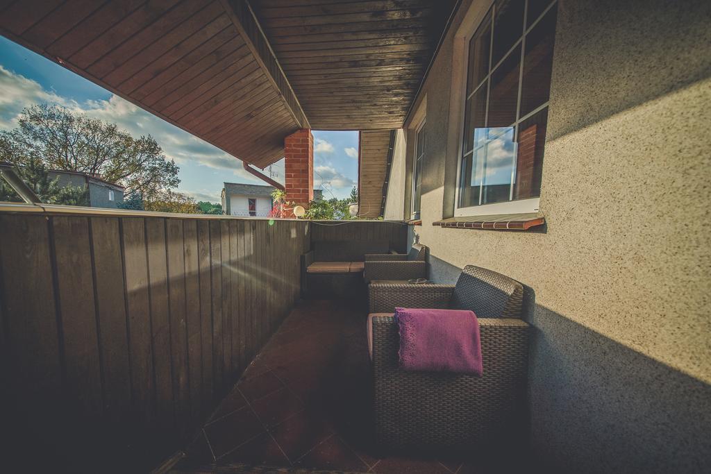 Pokoje Goscinne Truskawkowa 1A Zielona Góra Exterior foto